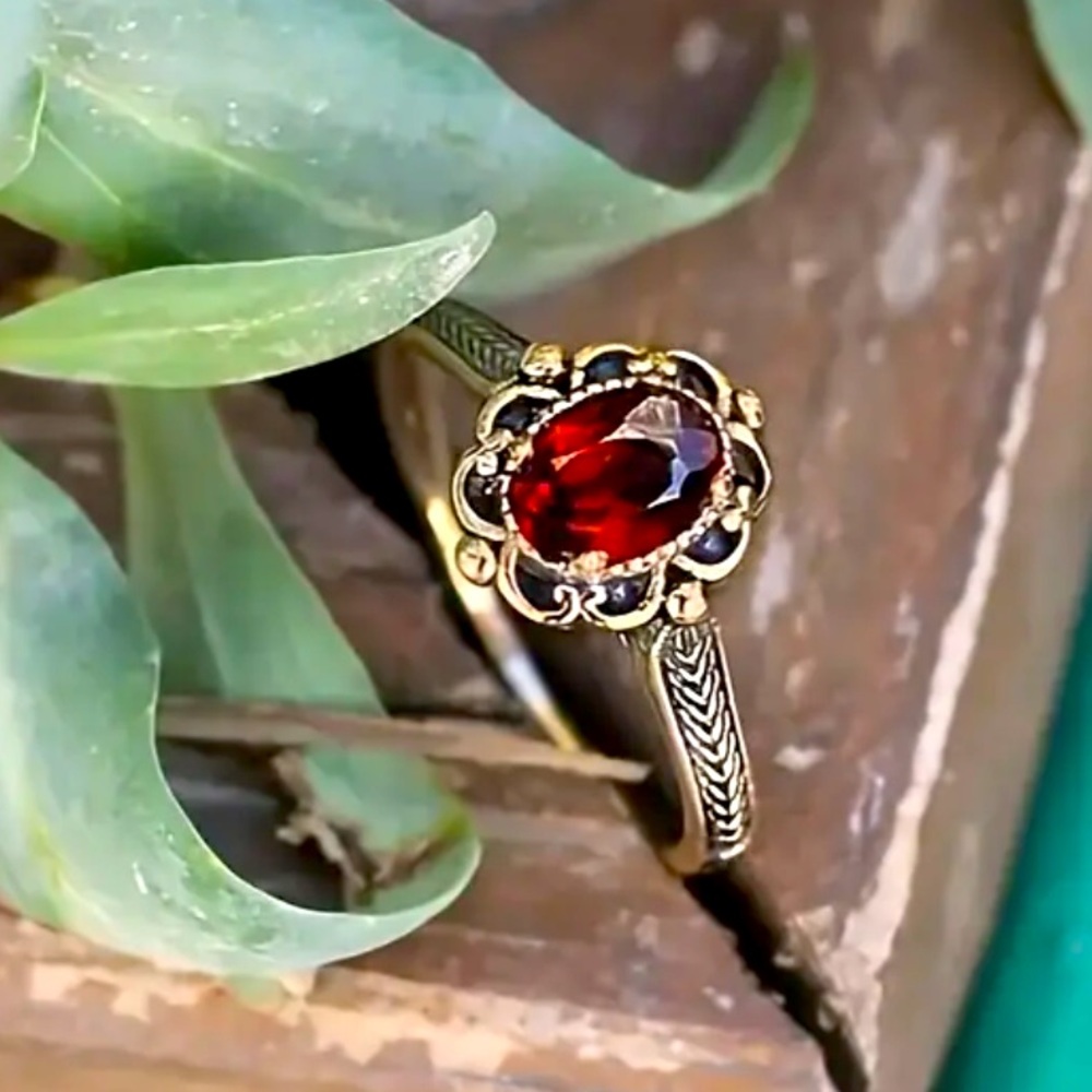 Red Zirconia Flower Design Ring